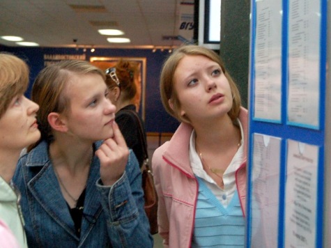 В 2012 году 70% поступивших в вузы Санкт-Петербурга будут иногородними 