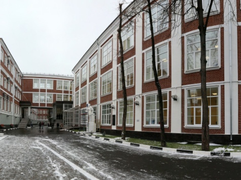 В Москве создается система предуниверситетской подготовки школьников