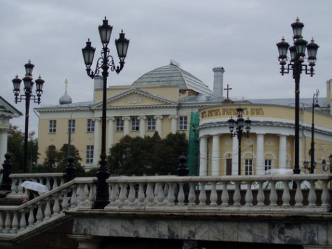 Журфак МГУ в этом году не принимает абитуриентов на заочное обучение